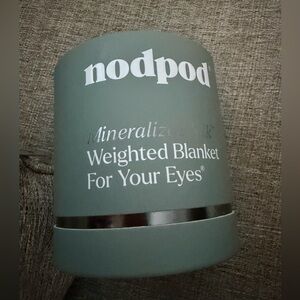 Unisex Nod Pod Silk Weighted Eye Pillow in Willow, OS-NWT